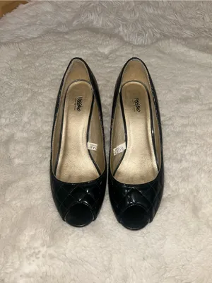 Mossimo Quilted Patent Peep-Toe Heels Y2K vibes shoes woman’s size 8 thumbnail 2