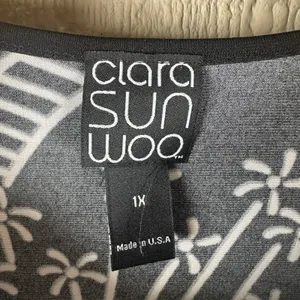 Clara Sun Woo Black White Floral Print Tie Front Blouse Top Size 1X Short Sleeve thumbnail 5