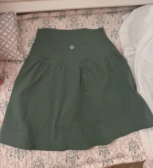 Lululemon skirt thumbnail 4