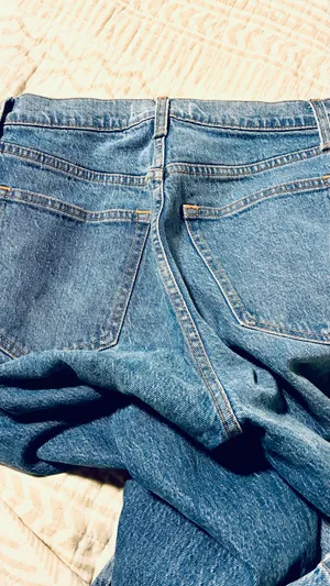 Abercrombie Jeans 90s Ultra High-Rise Straight thumbnail 3