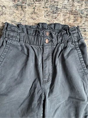Universal thread pants thumbnail 2