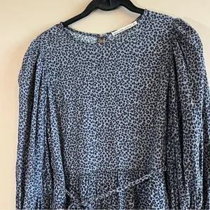 ✨ Abercrombie & Fitch Gray Black Leopard‎ Cheetah Mini Dress XS thumbnail 2