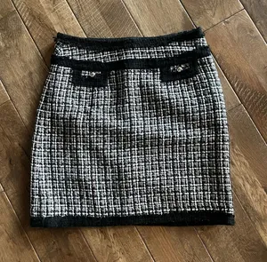 White House Black Market Skirt thumbnail 1