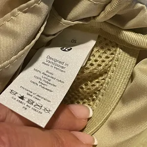 Lululemon Modular Phone Crossbody Women OS Ice Blue Athleisure Two-Piece Set thumbnail 7