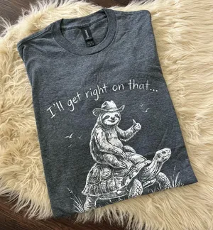 Source Unknown Heather Gray "I'll get right on that" Sloth on Turtle Graphic Tee T-shirt Size L thumbnail 1