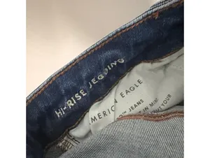 American Eagle Hi-Rise Jegging - Distressed Raw Hem - Size 6 thumbnail 7