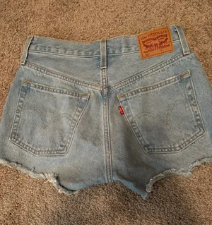Levis 501 Jean Shorts thumbnail 2