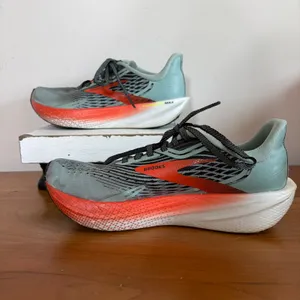Brooks Hyperion Max Womens Running Shoes Blue Surf Cherry Tomato 1203771B426 5.5 thumbnail 2