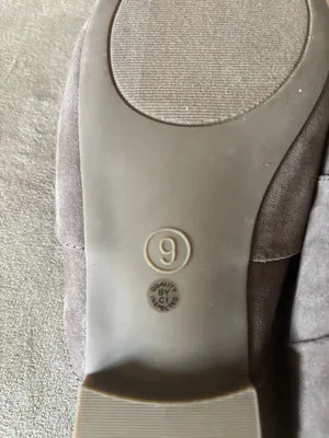 Shoes Gray Size 9 thumbnail 5
