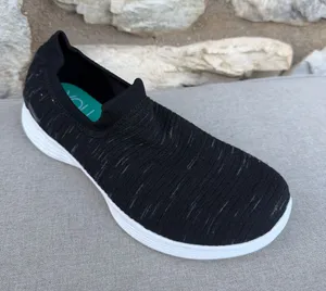 Sketchers YOU Walk black slip-on shoes size 6.5 thumbnail 1