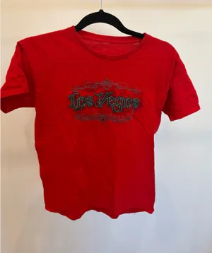 red vintage baby tee Size XS thumbnail 1