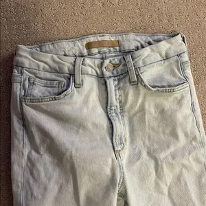 Joes jeans 28 hi rise honey curvy bootcut white wash light denim raw hem thumbnail 3