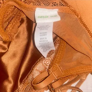 NWOT Aerie Orange Floral Satin Lace Triangle Racerback Bralette Size Medium thumbnail 4