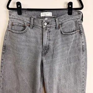 Abercrombie‎ & Fitch The Baggy Low Rise Curve Love Grey Jeans 29/8 Regular thumbnail 4