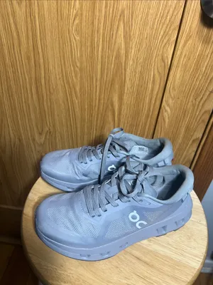 On Running Women's Athletic Shoes thumbnail 2