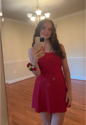 Red Windsor Homecoming Dress thumbnail 2