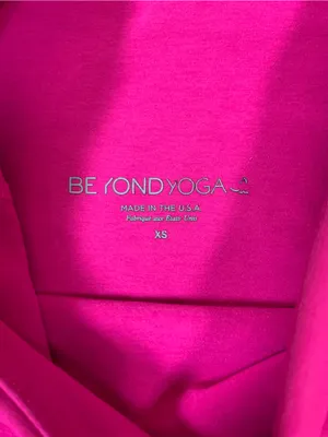 Beyond Yoga Hot Pink High Waisted Biker Shorts XS Yoga Pilates Athleisure thumbnail 3