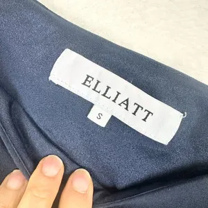 Elliatt Ophelia One Shoulder Dress Size Small Navy Pockets Special Occasion thumbnail 8