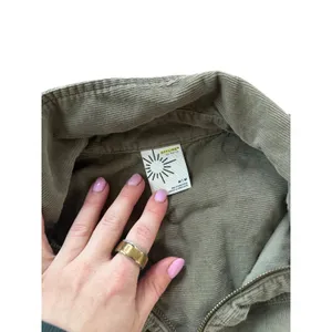 OFFLINE‎ by Aerie Olive Green Corduroy Quarter Zip Pullover Raw Hem Shacket M thumbnail 3