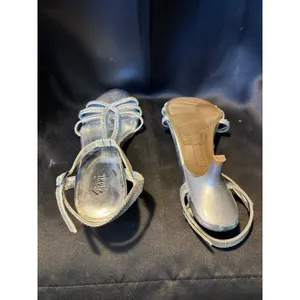 Fioni Womens Silver Glitter Kitten Heel Sandals Strappy‎ Dress Shoes Size 7.5 thumbnail 3