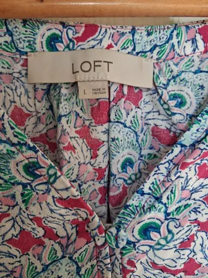 LOFT Teal Pink Floral Peacock Short Sleeve V Neck High Low Blouse Top L thumbnail 3