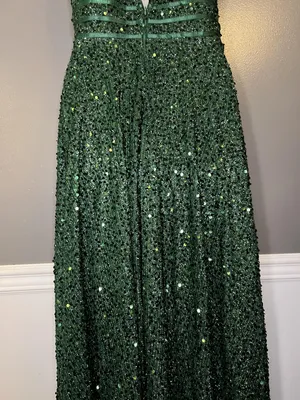 FAERIESTY Dress Womens Medium Green Sequin V-Neck Fit & Flare Maxi Formal Gown thumbnail 10