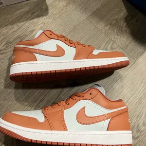 Nike Air Jordan 1 Low AJ1 Sky J Orange Women 7.5 Unisex Casual Shoes DC0774-080 thumbnail 6