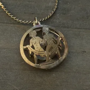Vintage Gemini Twins Pendant Necklace thumbnail 3