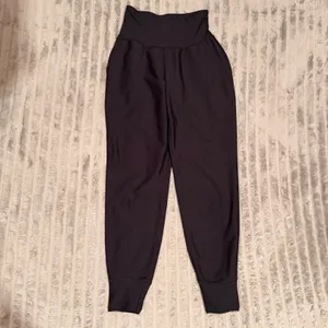 Old Navy Active Elevate Go-Dry High Waisted Jogger Pants Black Womens XS thumbnail 2