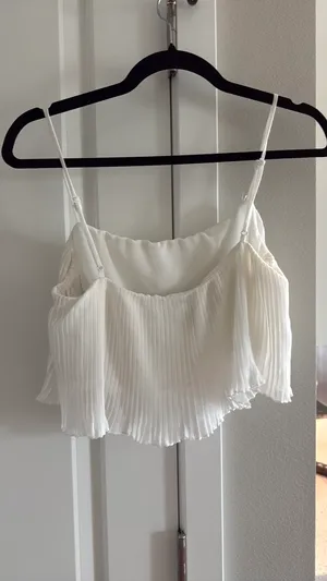 Princess Polly Top Crop White thumbnail 4