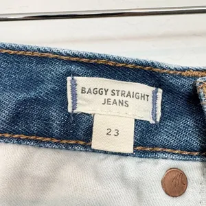 Madewell Jeans‎ Size 23 Indigo Dark Worn High Rise Baggy Straight Leg Minimalist thumbnail 5
