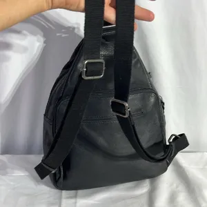 Leather backpack with 2 center zip pockets Black thumbnail 5