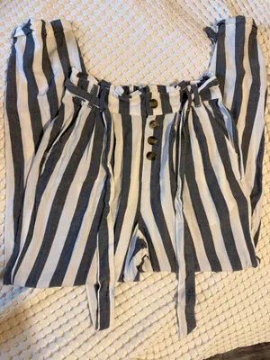 American Eagle Pants thumbnail 1