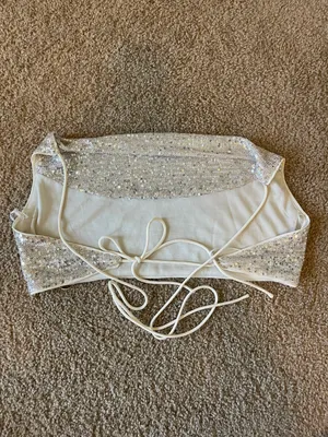 Le lis Sequin Cropped Top thumbnail 2