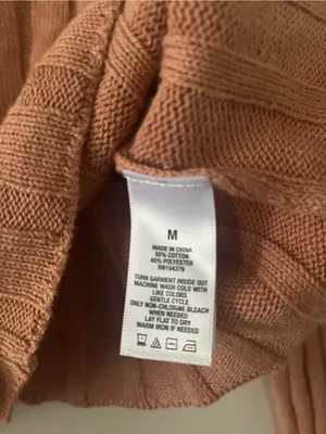 NWT Aeropostale Brown Ribbed Crop Button Up Cardigan Sweater Medium Fall Cozy thumbnail 5