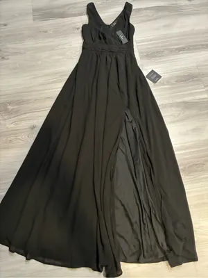 Lulu's Elegant Black V-Neck Maxi Dress with Front Slit thumbnail 6