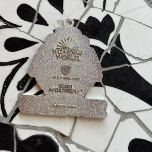 Wizarding World Hogwarts‎ Crest Metal Charm CultureFly Harry Potter Shield thumbnail 3