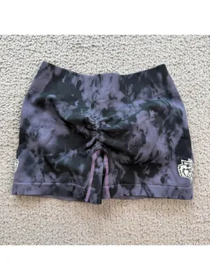 Darc Sport Wolves Shorts 478 of 500 Purple Tie Dye Scrunch Gym Wolf Seamless S thumbnail 2