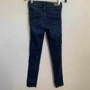 5/$25 Abercrombie & Fitch High Rise Super‎ Skinny Jeans in Medium Blue Wash thumbnail 2