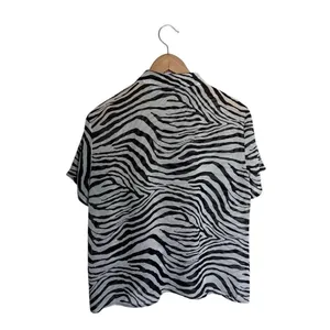 ✨Princess Polly Melissa Zebra Short Sleeve Sheer Button Up Sz 4 Shirt✨ thumbnail 6