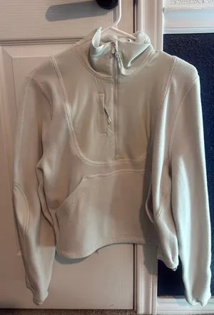 Lululemon thumbnail 1