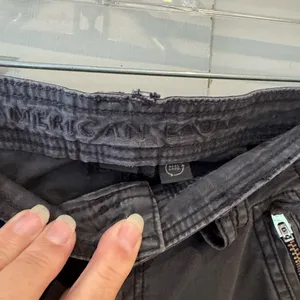 American Eagle Stretch Baggy low rise flare cargo pant size 6 thumbnail 4
