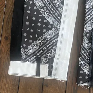 Revice Denim Jeans Women’s Size 26 Black White Bandana Patchwork jeans thumbnail 4