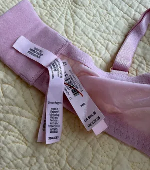 Victoria's Secret Bra thumbnail 2
