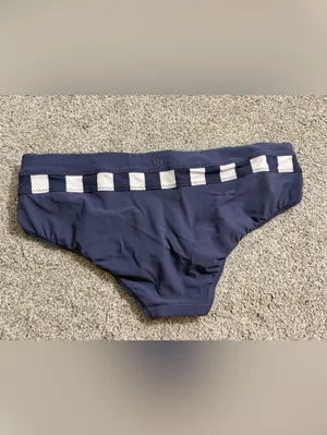 Lululemon Shanti Surf Hipster Steep Stripe Printed Cadet Blue Size 6 Bottom ONLY thumbnail 10