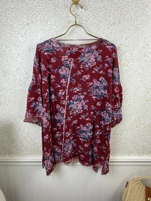 We The Free Red Floral Cotton You & Me Lightweight Sweater Tee - Size - Small thumbnail 9