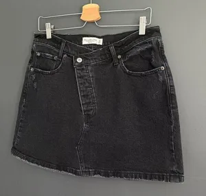 Abercrombie and Fitch High Rise The 90s Crossover Micro Mini Skirt Black Size 31 thumbnail 6