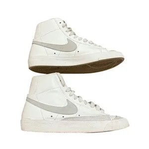 Nike Women's Blazer Mid‎ '77 Vintage Shoes Sneakers Size 7 thumbnail 3
