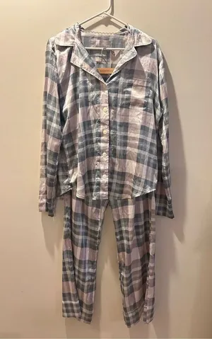 victoria’s secret satin pajama set thumbnail 1