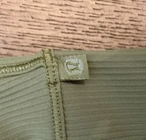 Lululemon Power Pivot Tank Top thumbnail 3